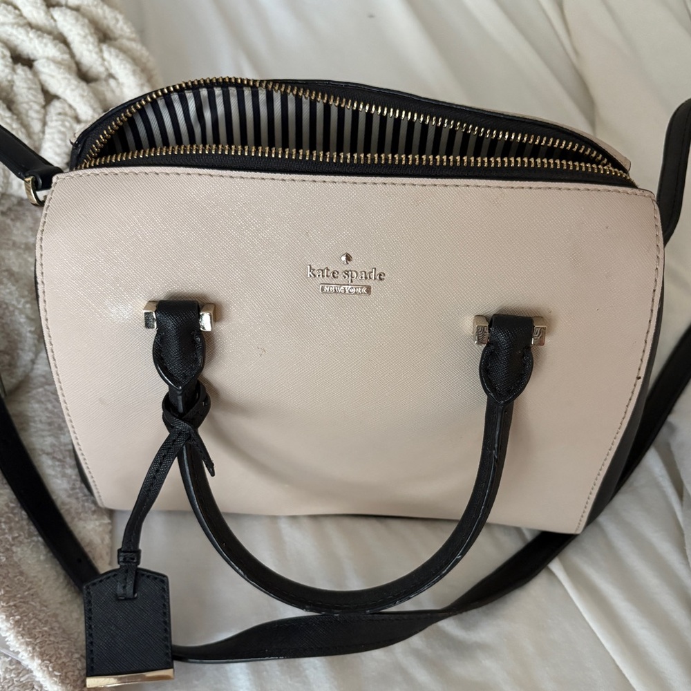 Kate Spade Beige & Black Colorblock Cameron
Street Maise Satchel